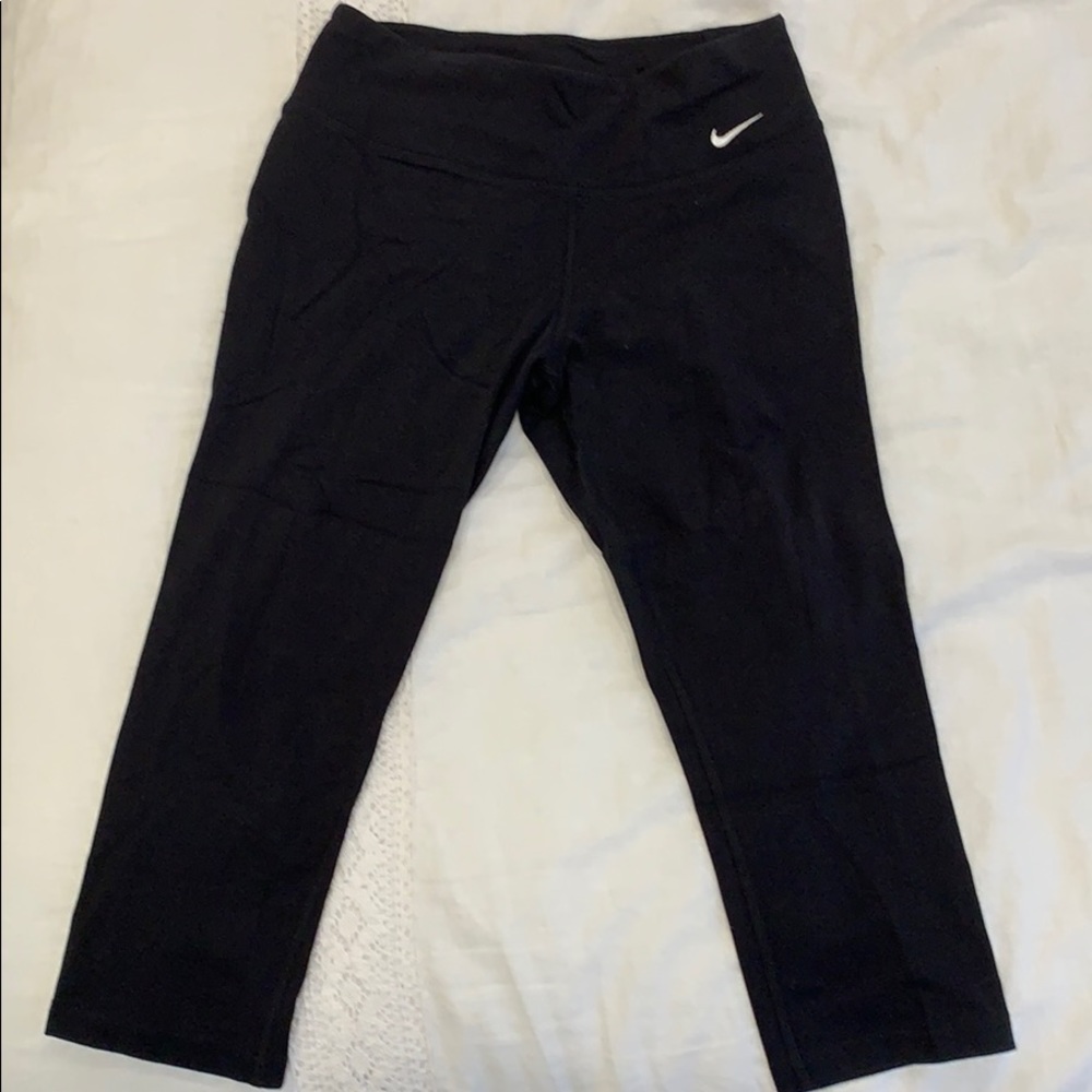 Nike Dri-Fit Black Crop Leggings